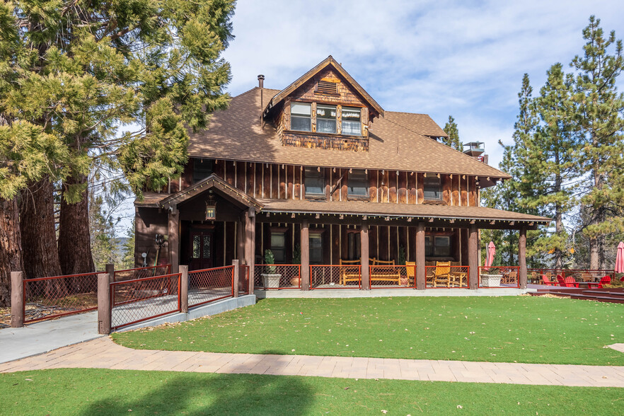 869 Knickerbocker Rd, Big Bear Lake, CA for sale - Building Photo - Image 1 of 11