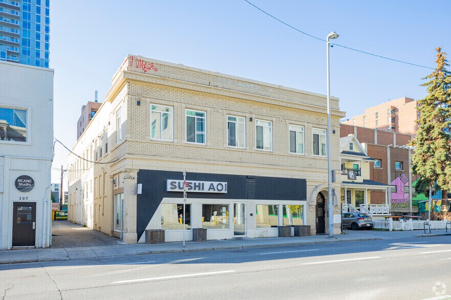 211 12th Ave SW, Calgary, AB à vendre - Photo principale - Image 1 de 1