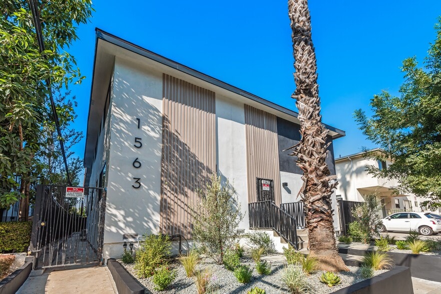 1563 Gordon St, Los Angeles, CA for sale - Building Photo - Image 2 of 10