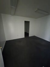 350 Eldridge Ave, Orange Park, FL for lease Building Photo- Image 2 of 4