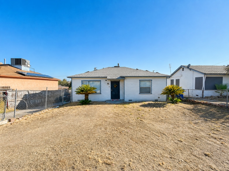 1507 Pearl St, Bakersfield, CA à vendre - Photo du bâtiment - Image 2 de 28