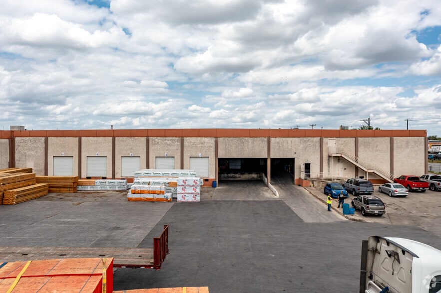 827 Frost Bank Center Pky, San Antonio, TX for sale - Building Photo - Image 2 of 4