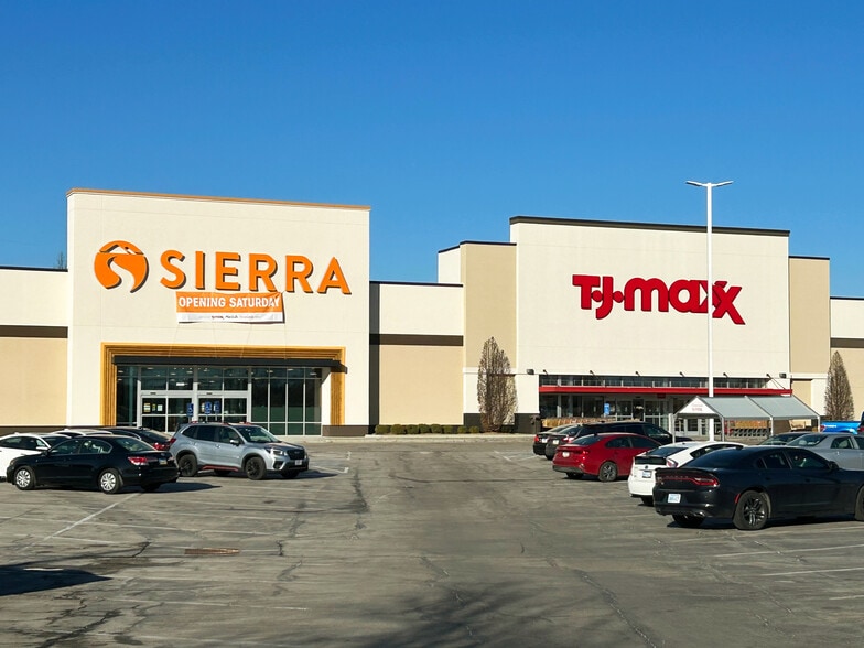 9510-9676 Quivira Rd, Lenexa, KS for lease - Building Photo - Image 3 of 17