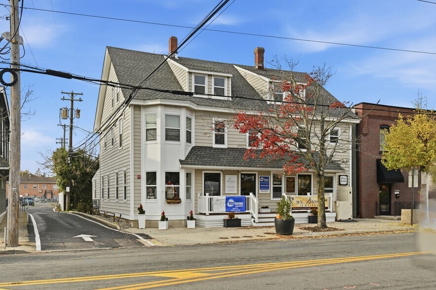 5 S Main St, Cape May Court House, NJ à vendre - Photo du bâtiment - Image 2 de 78