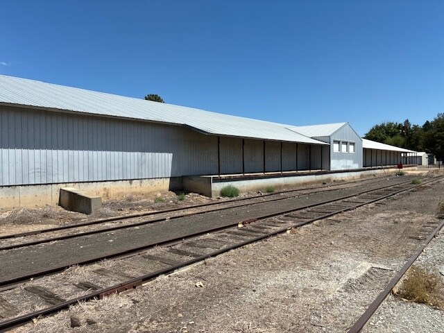 209 E 3rd St, Weiser, ID à louer - Photo du bâtiment - Image 3 de 4