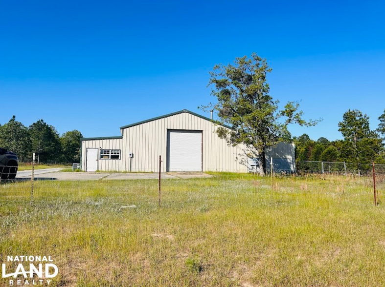 5389 Highway 240, Box Springs, GA à vendre - Photo principale - Image 1 de 1