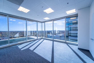 1001 Summit Blvd, Atlanta, GA for lease Interior Photo- Image 2 of 13