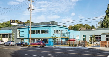 3434 NE Sandy Blvd, Portland, OR for lease Building Photo- Image 1 of 6