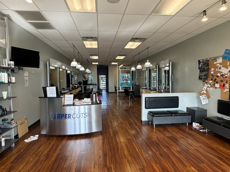 720 15th St E, Tuscaloosa, AL for lease - Interior Photo - Image 3 of 20
