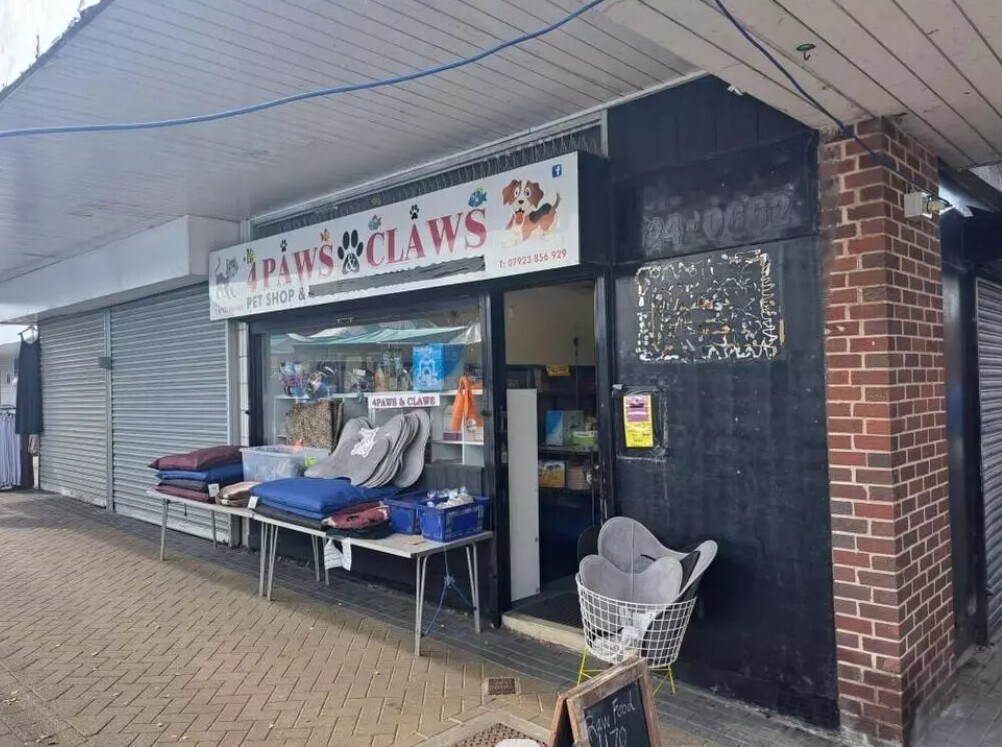 42 Market Sq, Oldham à louer Photo du bâtiment- Image 1 de 4