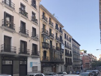 Plus de détails pour Calle de Campoamor, 6, Madrid - Commerce de détail à louer