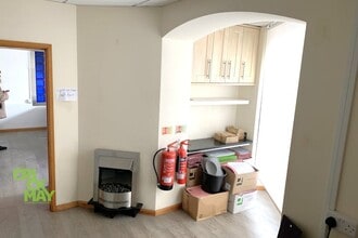 35 South Rd, Brighton à louer Photo intérieure- Image 2 de 2