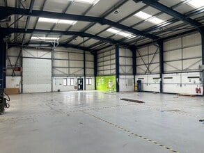 2 Robinson Clos, Kettering for lease Interior Photo- Image 1 of 1