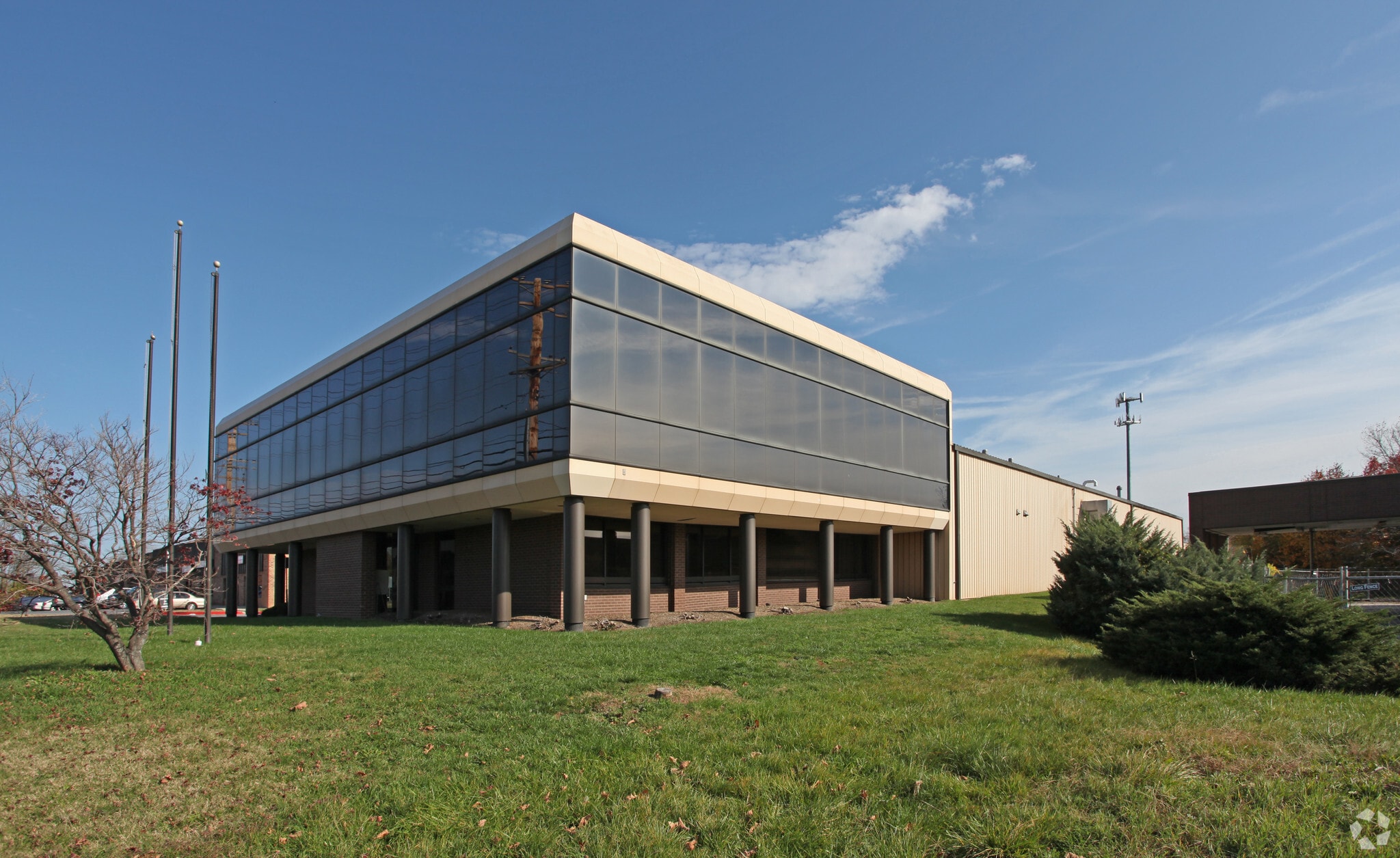 9885 Washington Blvd, Laurel, MD for lease Primary Photo- Image 1 of 15
