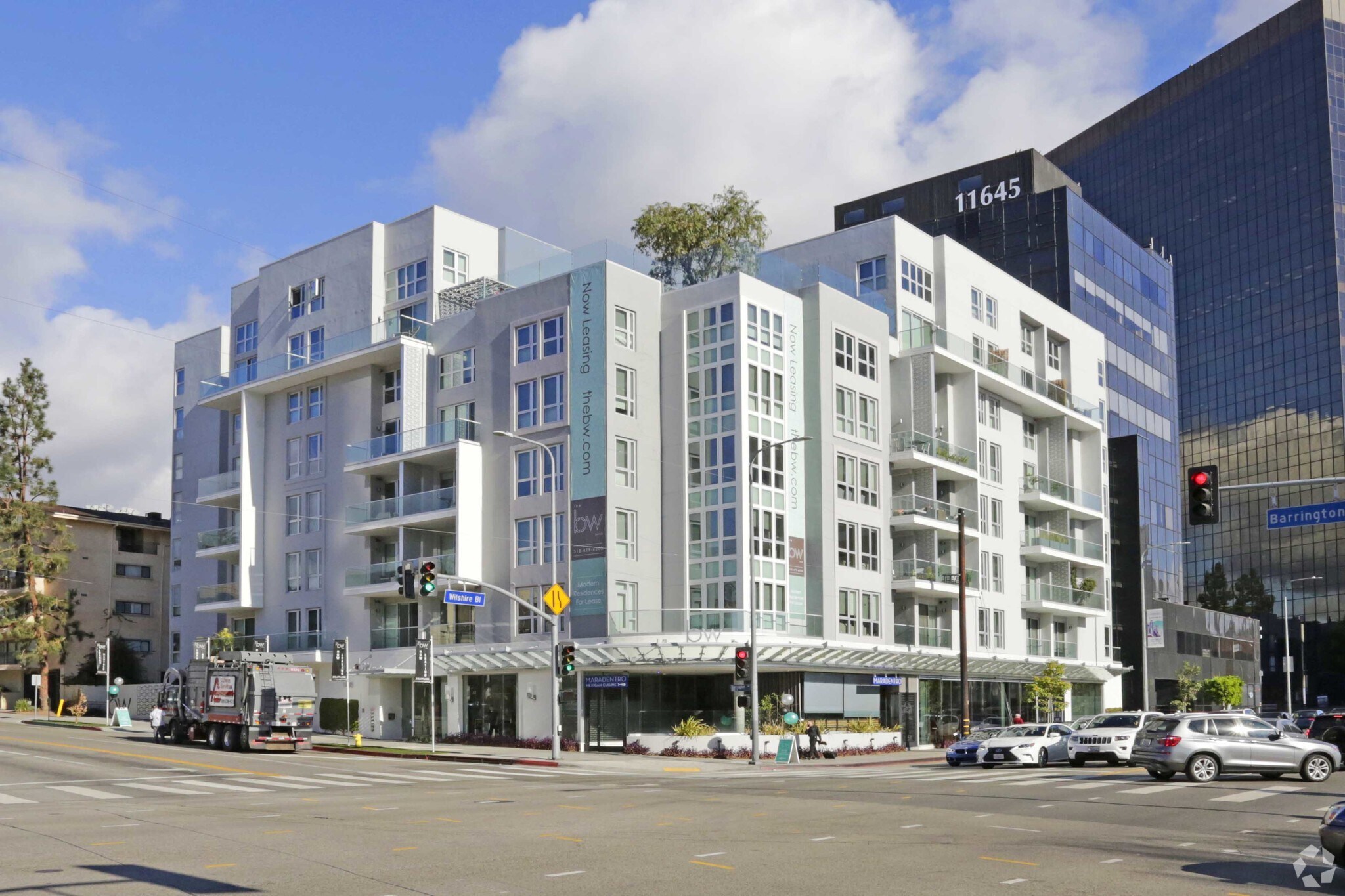 1168 S Barrington Ave, Los Angeles, CA for lease Primary Photo- Image 1 of 13