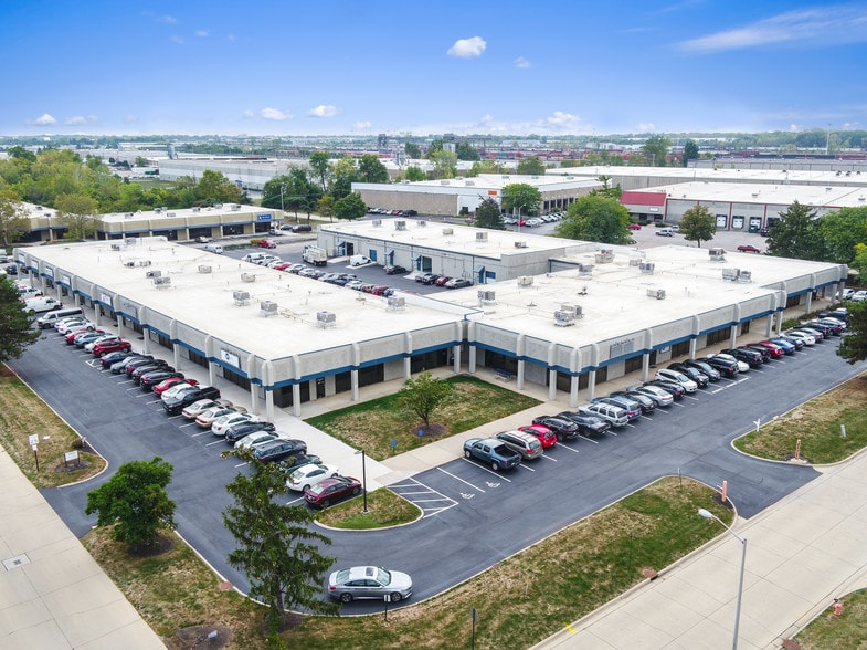 2218-2224 Dividend Dr, Columbus, OH for lease - Building Photo - Image 3 of 8