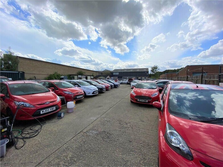 Drakes Ln, Boreham à louer - Photo du bâtiment - Image 2 de 3