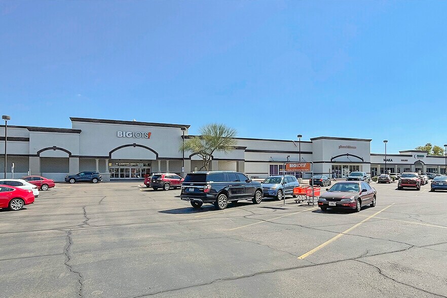 319-409 N Litchfield Rd, Goodyear, AZ à louer - Photo du bâtiment - Image 3 de 8