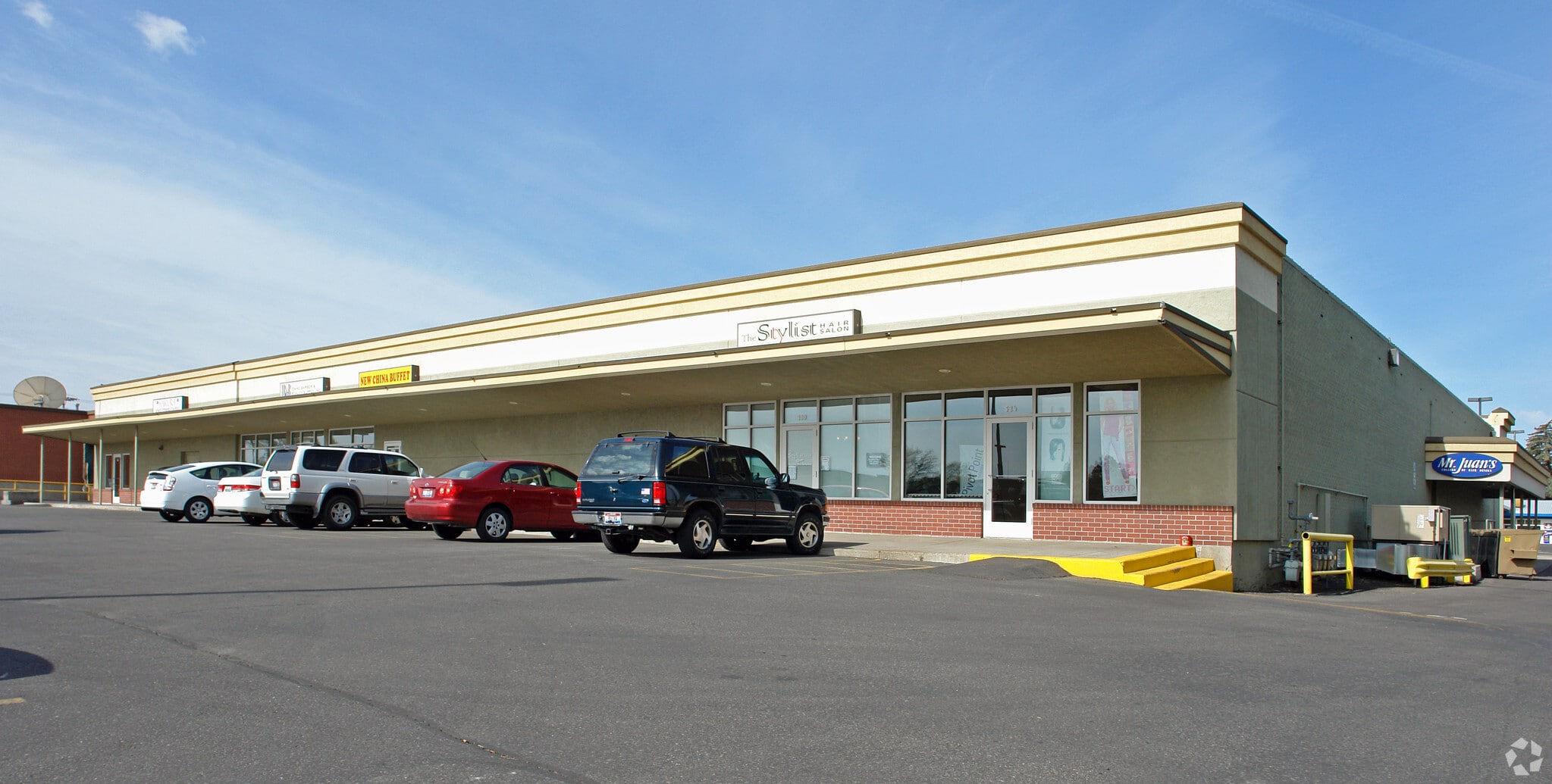 560-584 Blue Lakes Blvd N, Twin Falls, ID for lease Primary Photo- Image 1 of 4