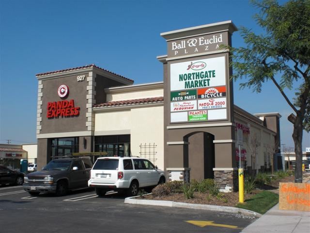 927 S Euclid St, Anaheim, CA for lease - Building Photo - Image 2 of 8