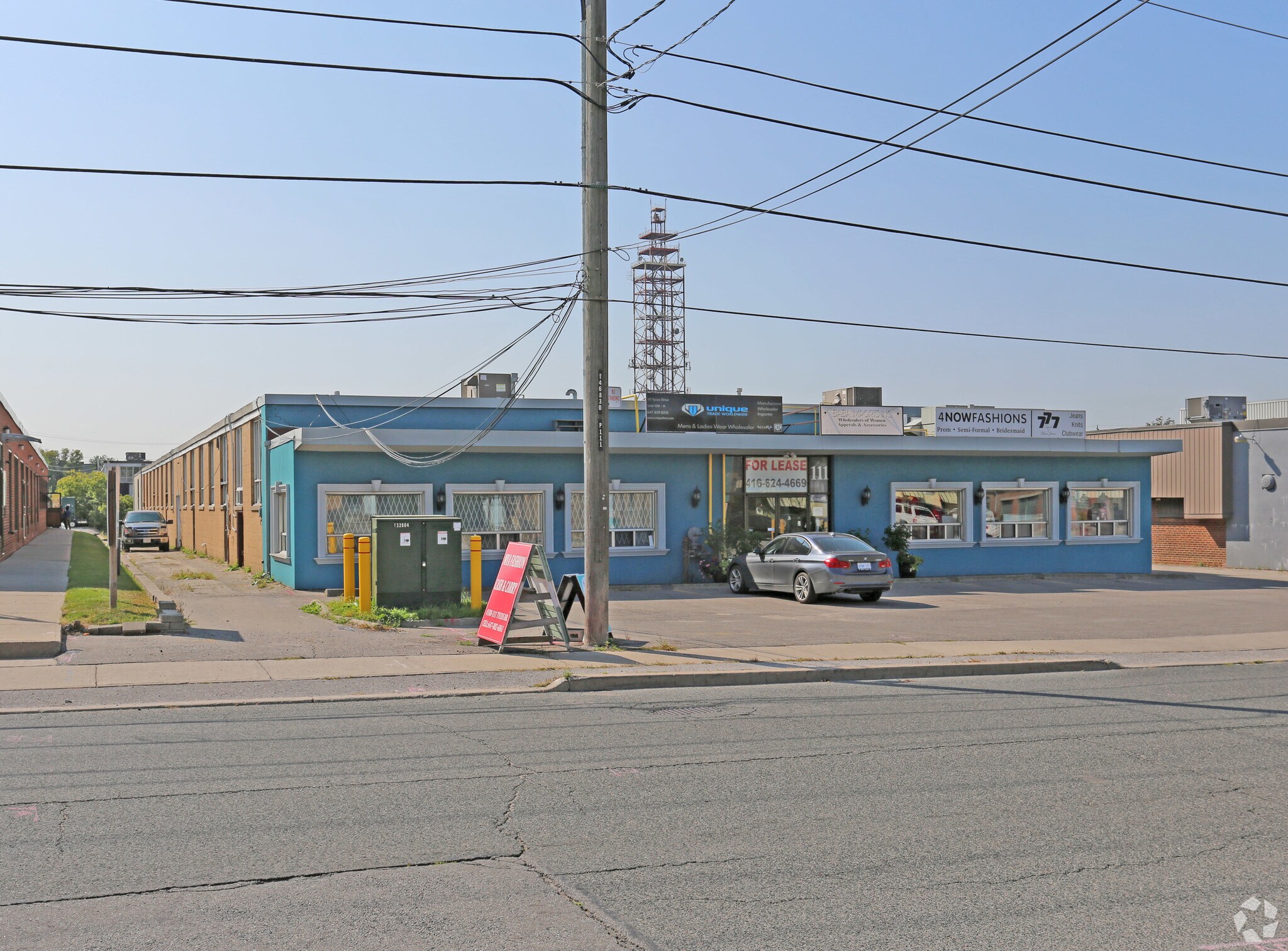 111 Tycos Dr, Toronto, ON for sale Primary Photo- Image 1 of 1