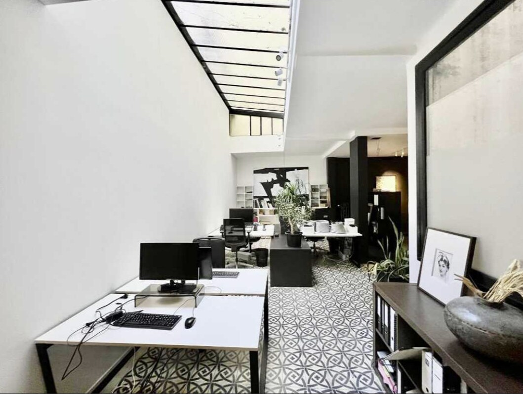 Paris, PAR 75012 - Unité 01 -  - Photo intérieure - Image 1 of 6