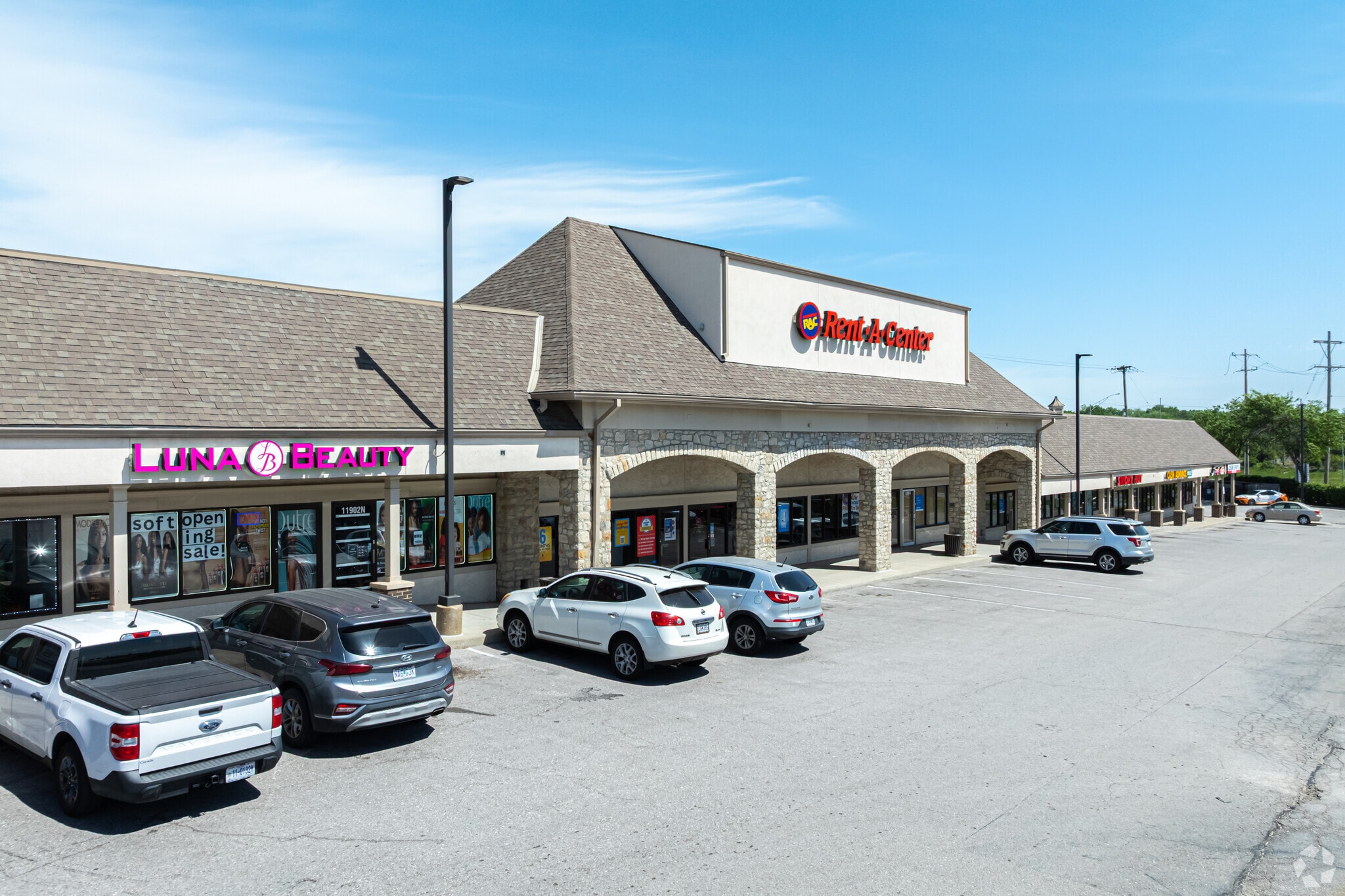 11902-11906 Blue Ridge Blvd, Grandview, MO for lease Primary Photo- Image 1 of 2