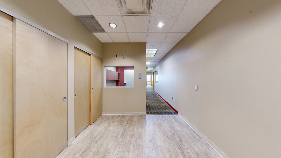 777 Terrace Ave, Hasbrouck Heights, NJ à louer - Numérisation 3D de Matterport - Image 2 de 20