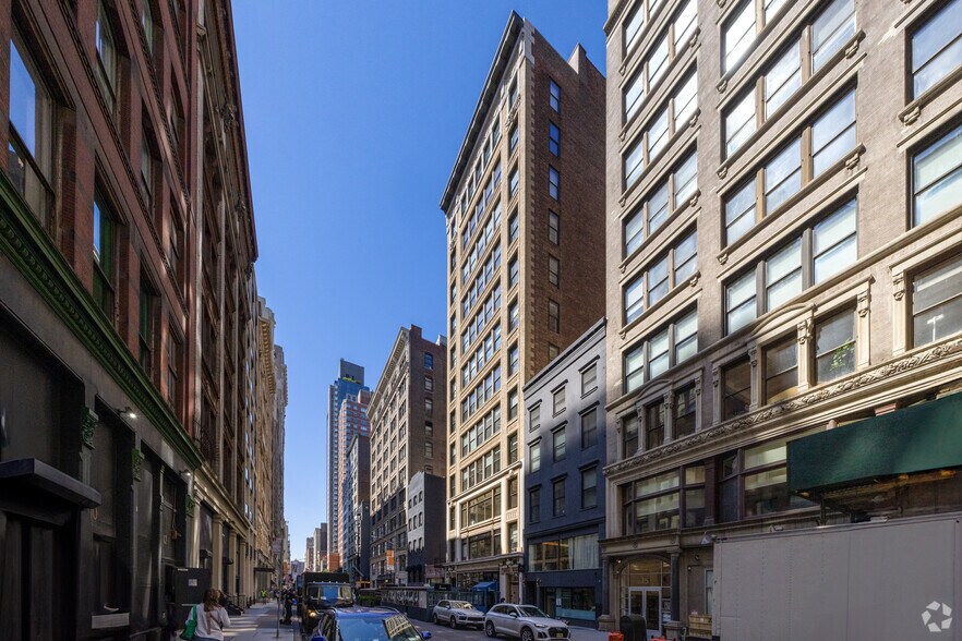 19-21 W 24th St, New York, NY à louer - Photo du bâtiment - Image 2 de 8