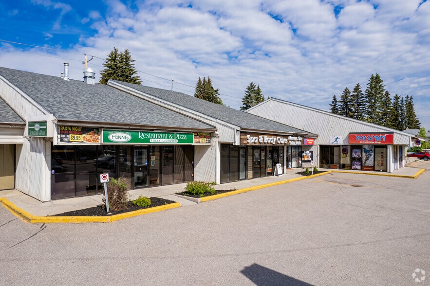 4655 37th St SW, Calgary, AB for sale - Primary Photo - Image 1 of 1