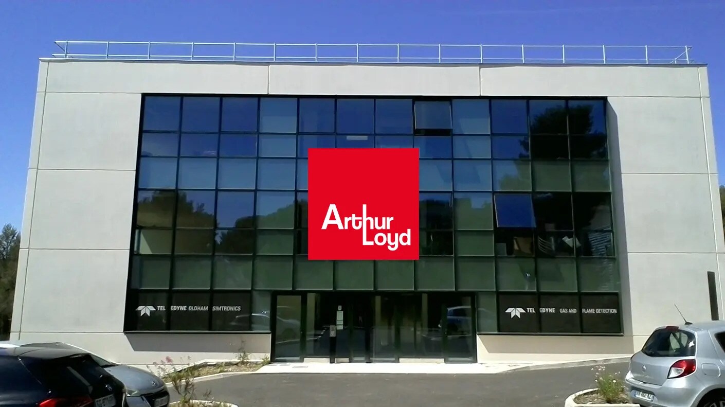 Bureau dans La Ciotat à louer Photo du bâtiment- Image 1 de 8