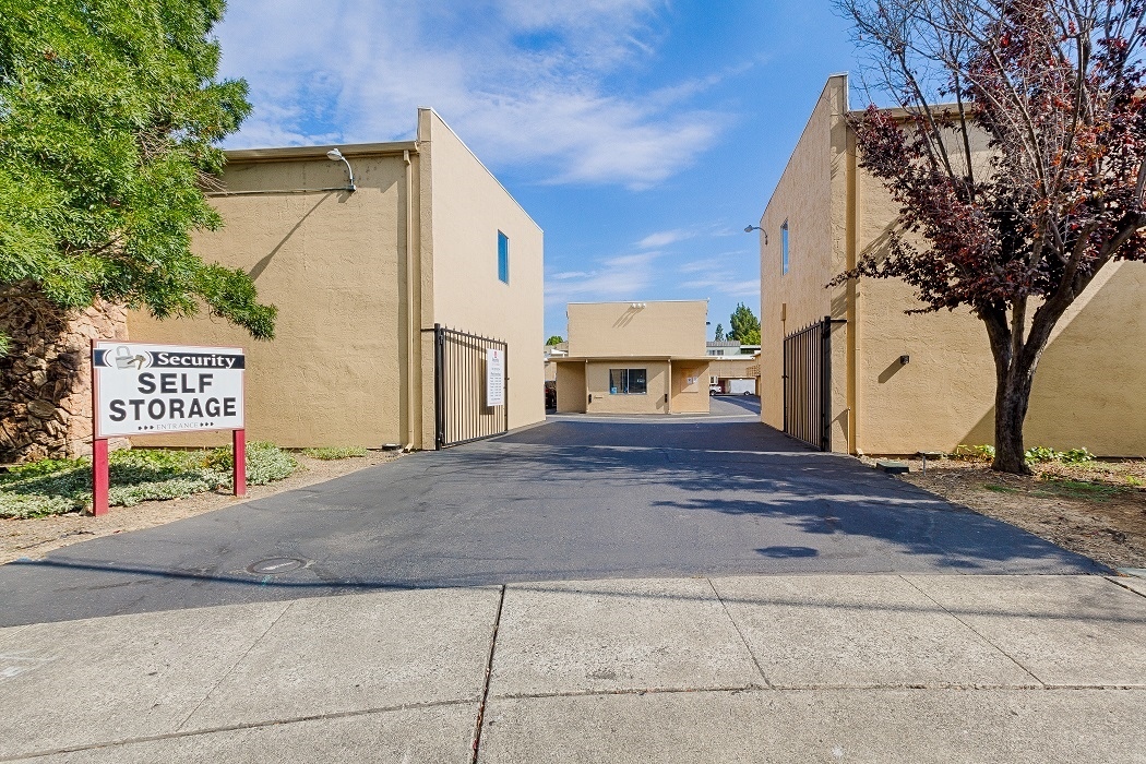 219 Walnut St, Napa, CA à vendre Photo du b timent- Image 1 de 1