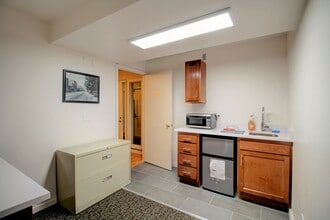 75 Manhattan Dr, Boulder, CO à louer Photo intérieure- Image 1 de 3