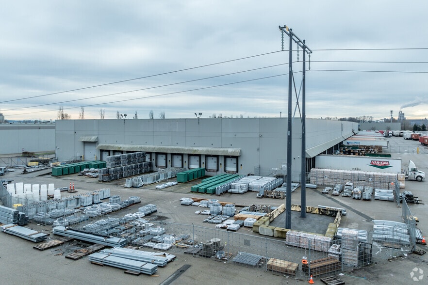 18279 Blundell Rd, Richmond, BC for lease - Building Photo - Image 3 of 5