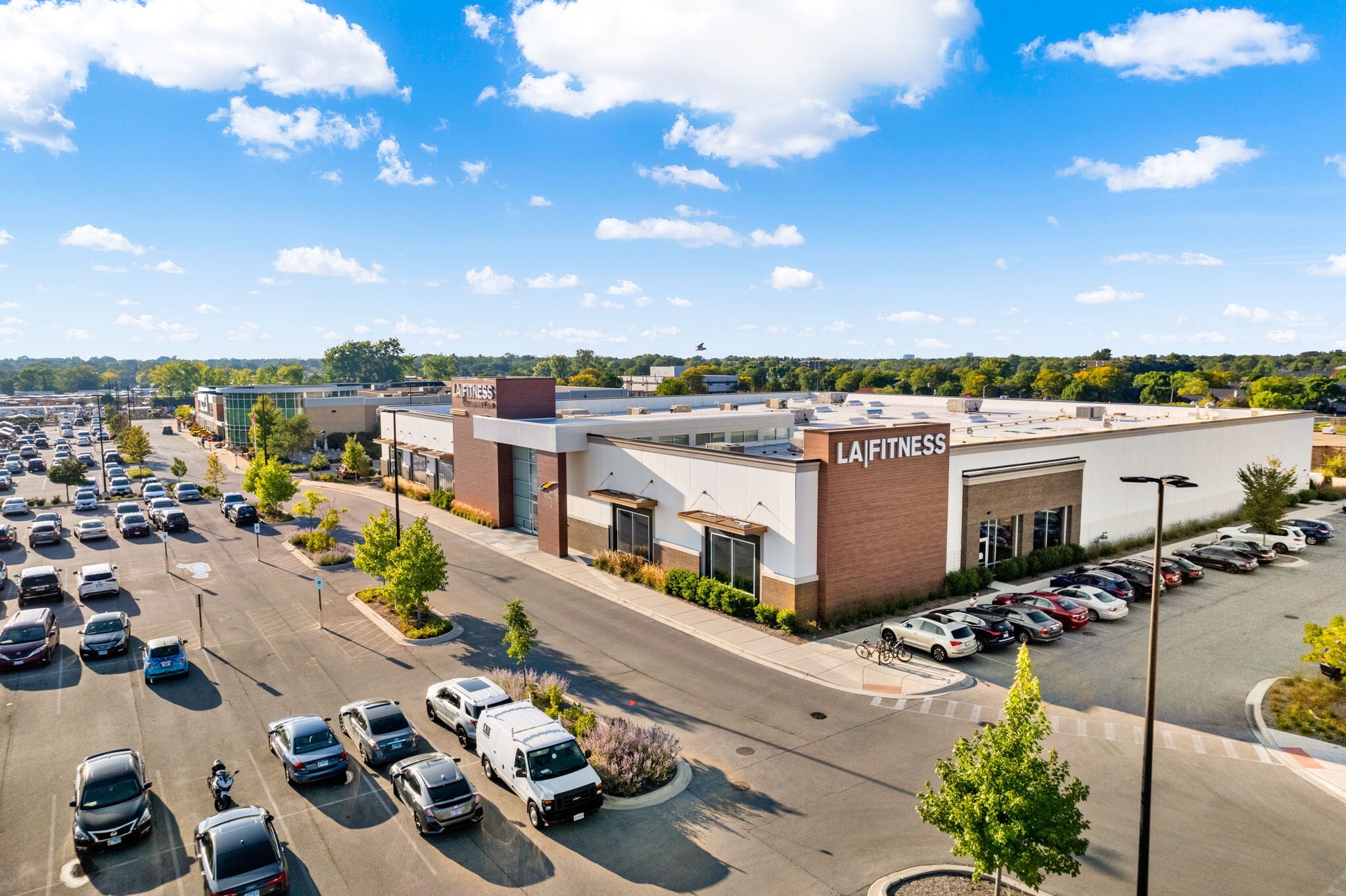 100 W 63rd St, Westmont, IL for sale Building Photo- Image 1 of 5