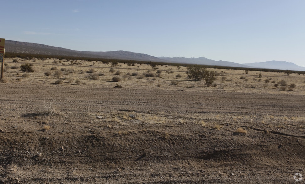 Outlet Center Dr, Barstow, CA for sale - Primary Photo - Image 1 of 2