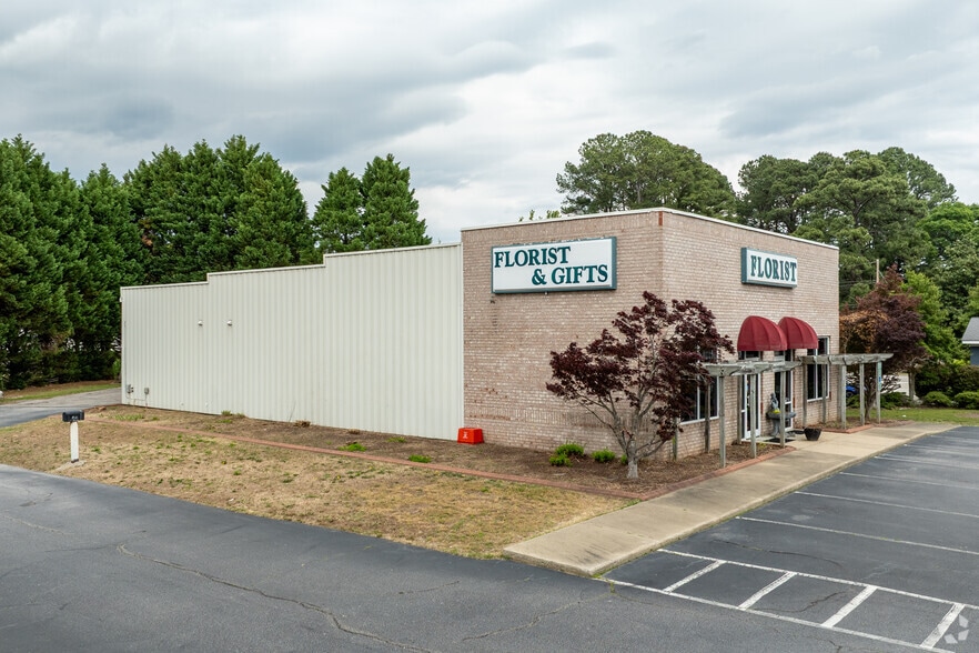 3601 Airport Blvd NW, Wilson, NC for lease - Building Photo - Image 2 of 7