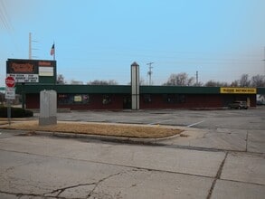 1759 S Hillside St, Wichita, KS for lease Building Photo- Image 1 of 4