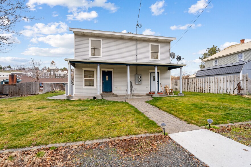 140 S Chase St, Heppner, OR à vendre - Photo du bâtiment - Image 2 de 41
