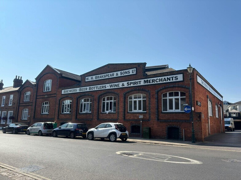 21 Old Brewery Ln, Henley On Thames à louer - Photo du bâtiment - Image 1 de 1