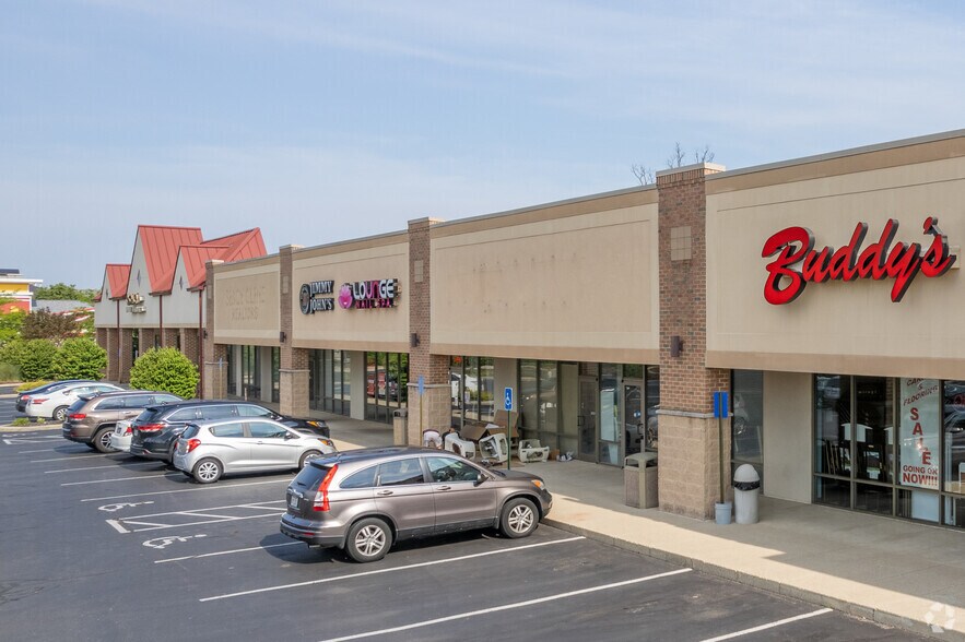 2476-2510 Commons Blvd, Beavercreek, OH à louer - Photo du bâtiment - Image 3 de 4