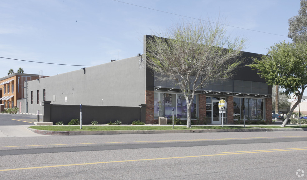 818 N 1st St, Phoenix, AZ for lease - Primary Photo - Image 1 of 31