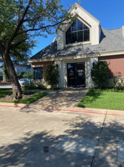 2912 W Park Row, Arlington, TX for lease - Building Photo - Image 2 of 8