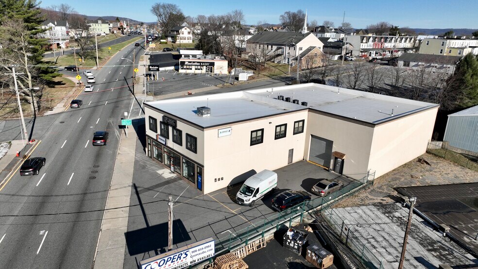 480 Memorial Pky, Phillipsburg, NJ à louer - Photo du bâtiment - Image 3 de 24