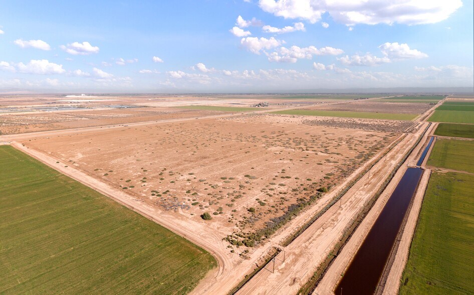 67 H-111 Fwy, Imperial, CA à vendre - Photo du bâtiment - Image 3 de 3