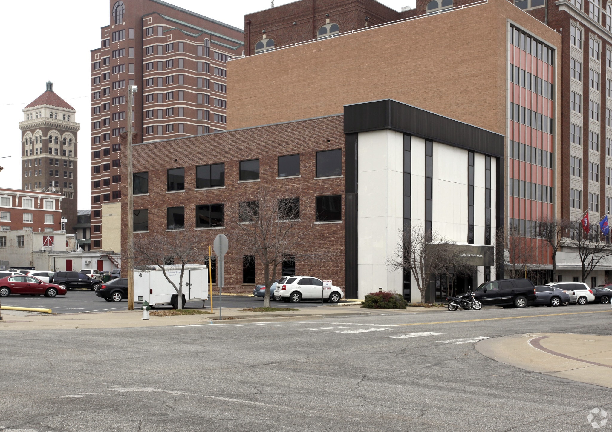 415 S Dewey Ave, Bartlesville, OK for lease Primary Photo- Image 1 of 4