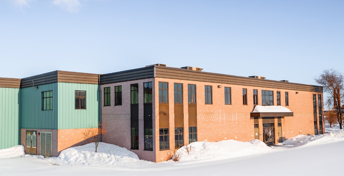 5065-5067 Rue Ontario E, Montréal, QC for lease Building Photo- Image 1 of 5