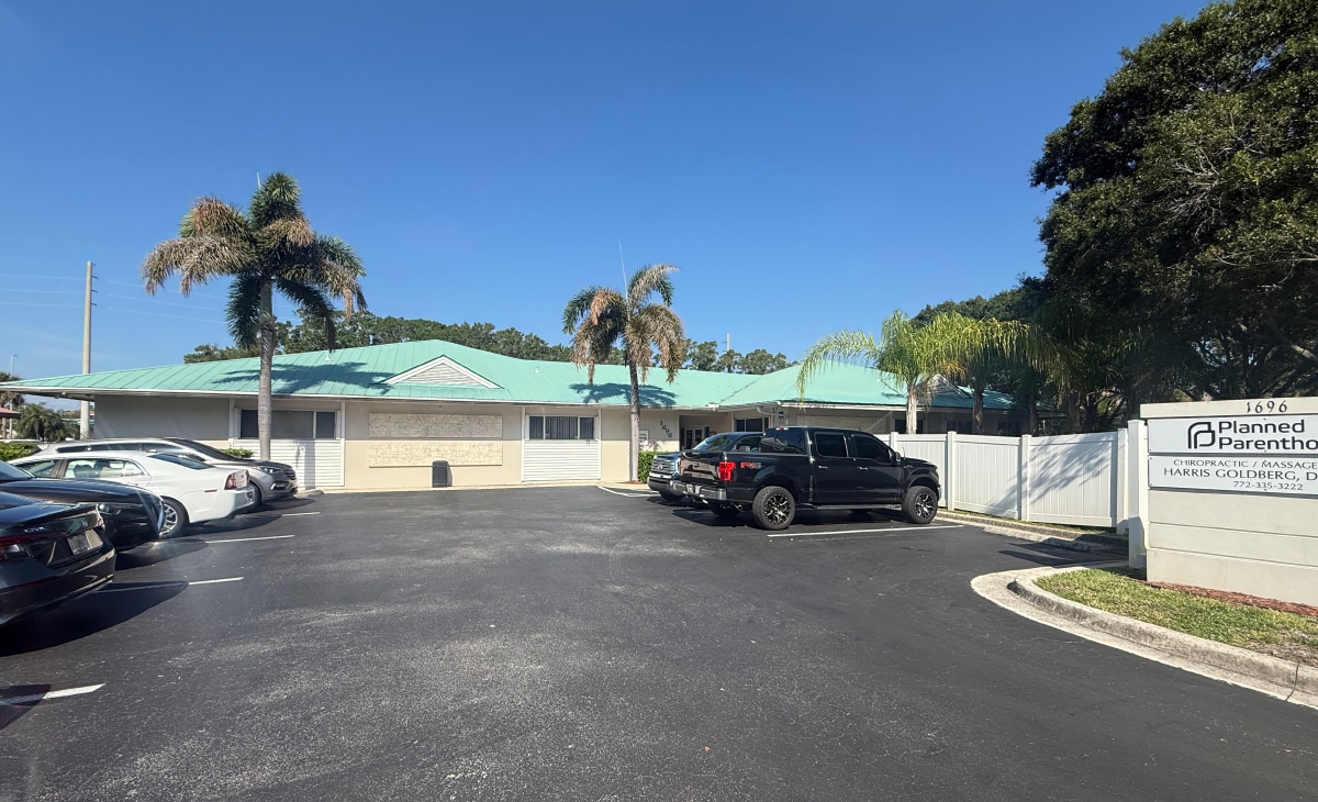 1696 SE Hillmoor Dr, Port Saint Lucie, FL for lease Building Photo- Image 1 of 8