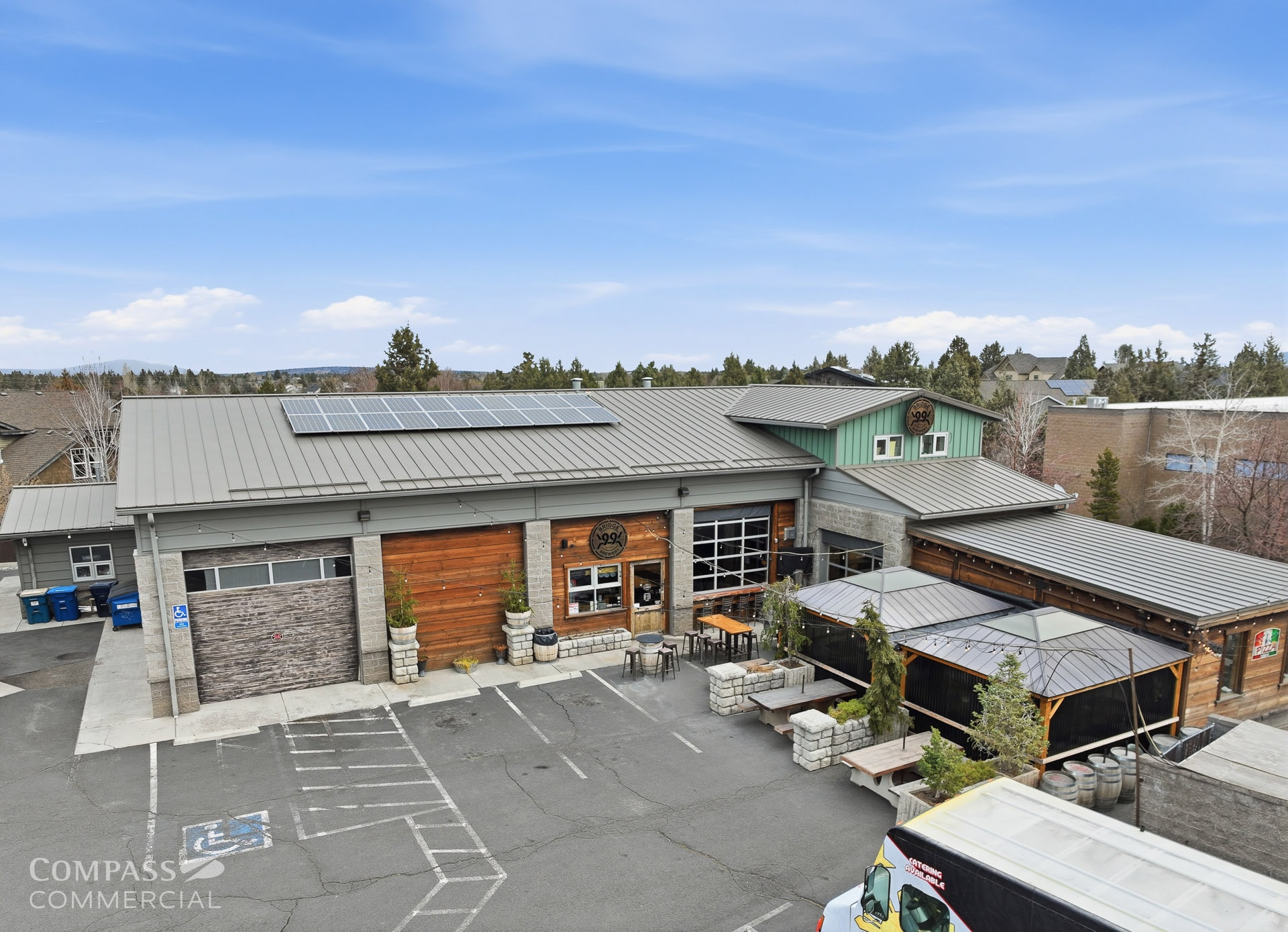 63063 Layton Ave, Bend, OR for sale Building Photo- Image 1 of 32