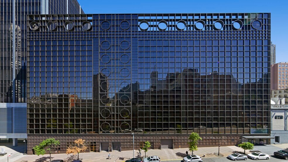 521 W 57th St, New York, NY à louer - Photo du bâtiment - Image 2 de 7